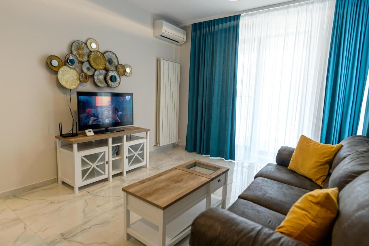 Atlantis Apartments & Studios Mamaia Exteriör bild